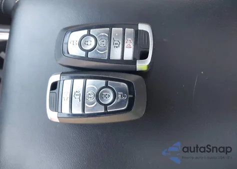 2021 Ford Explorer St z USA, uszkodzony, nr VIN 1FM5K8GC0MGB08531